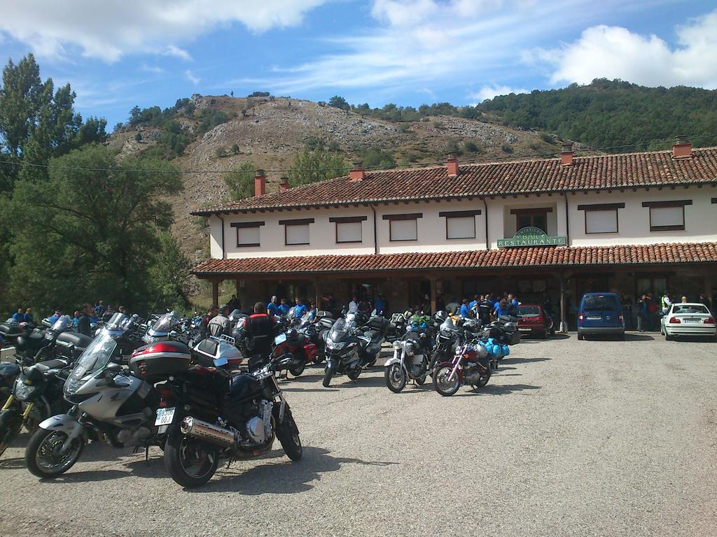 Hostal Restaurante Ventasierra Valdore ภายนอก รูปภาพ